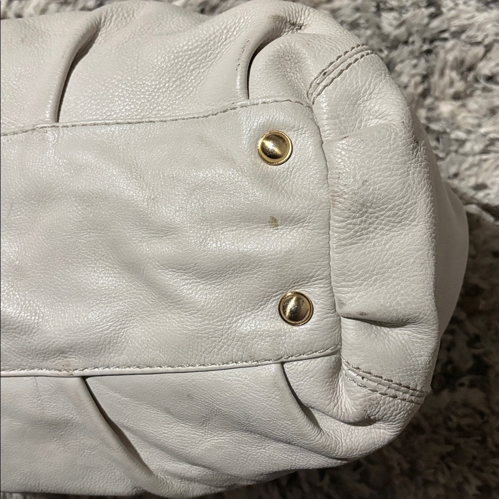 Michael Kors White Leather Tote Bag - Picture 13 of 16